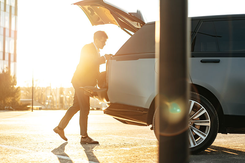 Chauffeur Hire in Southampton | Luxury Private Chauffeur Service gallery image 3