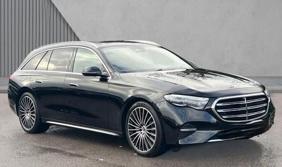 Executive Mercedes Benz E-Class Estate​ side view